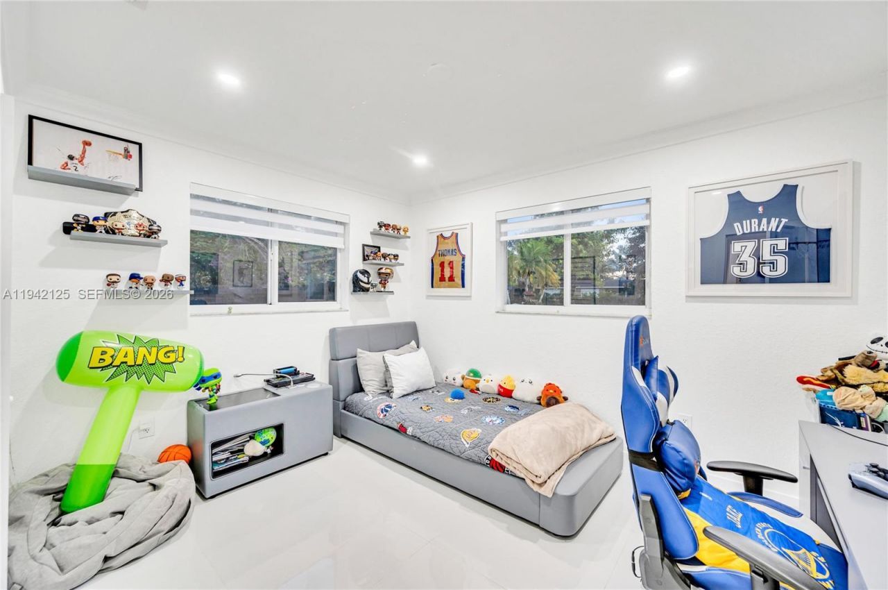 8501 SW 142nd St, Palmetto Bay, FL 33158 Photo