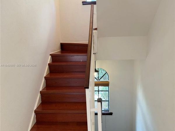 231 Majorca Ave, Unit C, Coral Gables, FL 33134