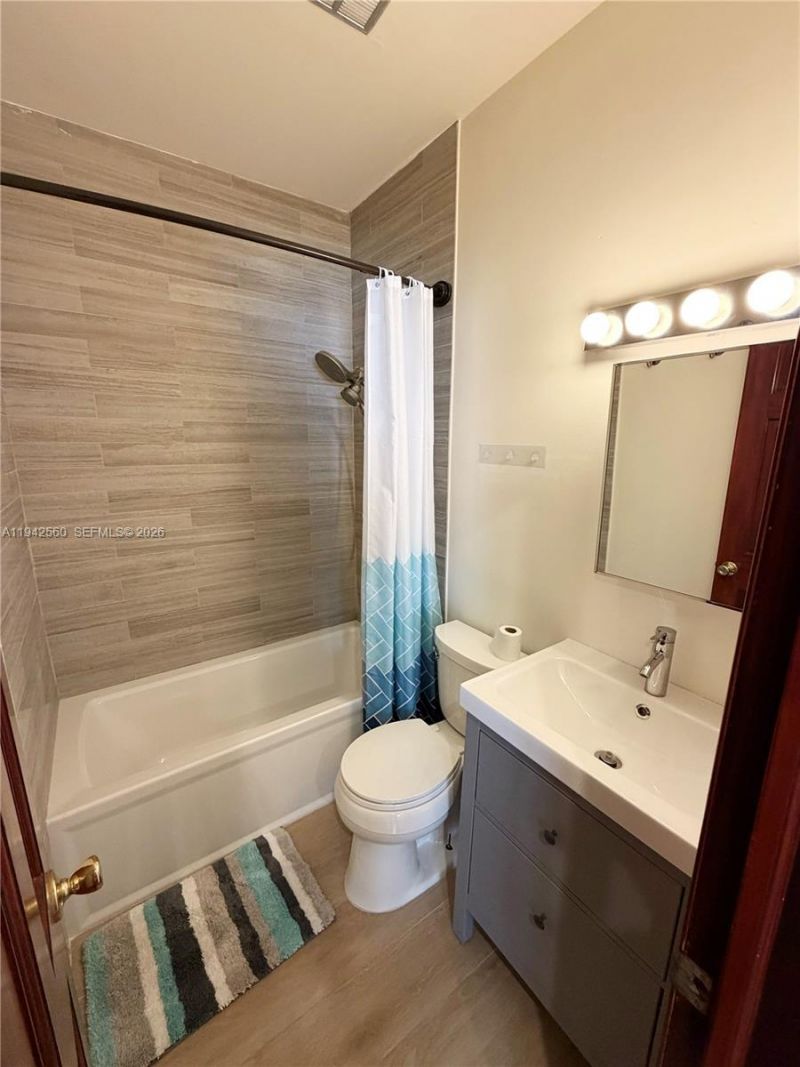 231 Majorca Ave, Unit C, Coral Gables, FL 33134 Photo