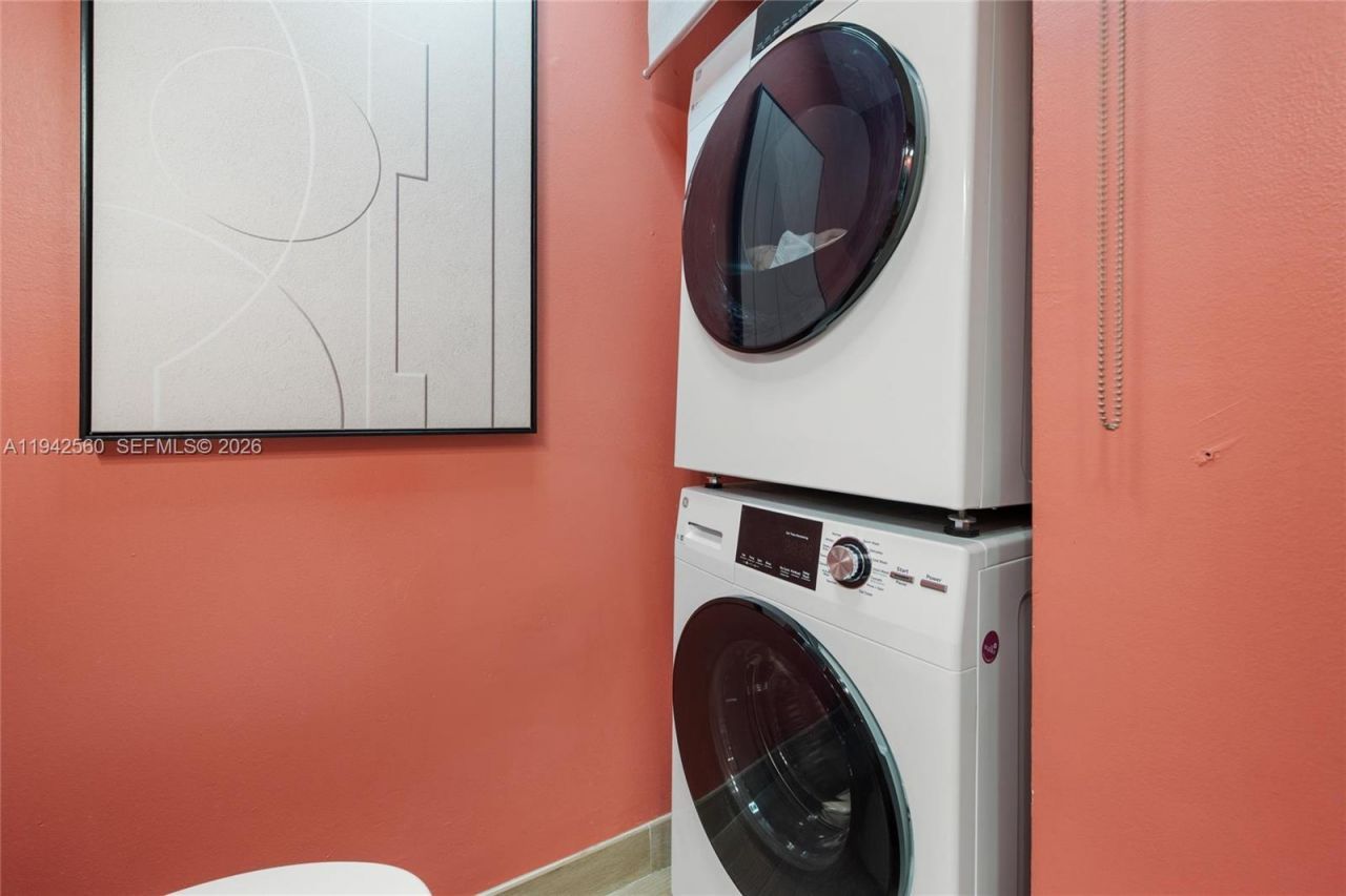 231 Majorca Ave, Unit C, Coral Gables, FL 33134 Photo