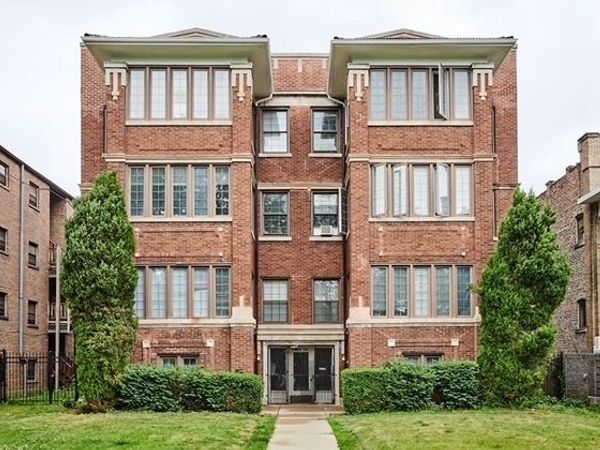 5436 W Ferdinand Street, Unit 3E, Chicago, IL 60644