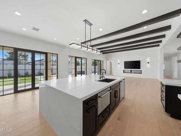 8355 E SAN RAMON Drive, Scottsdale, AZ 85258
