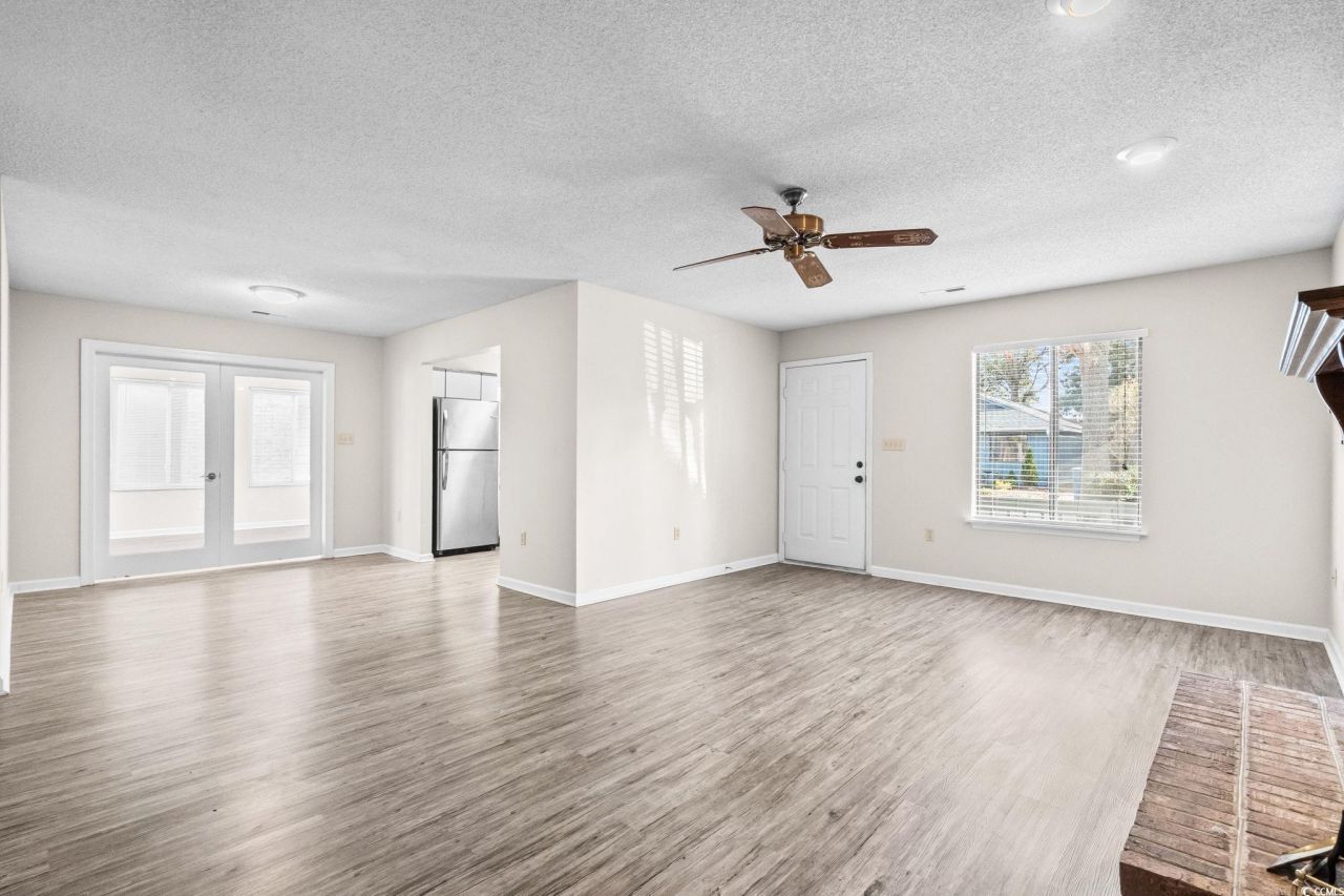 6536 Valene Ct. Photo 8