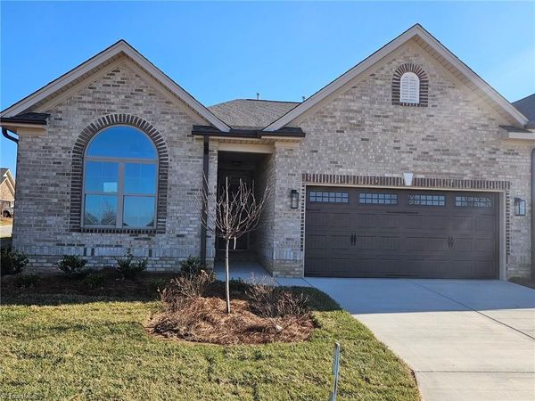 1522 Oakbluffs Drive, Colfax, NC 27235