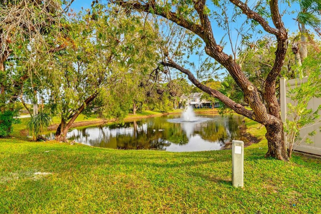 407 Georgian Park Drive, Jupiter, FL 33458 Photo