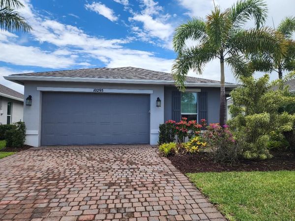 10295 SW Indian Lilac Trail, Port St. Lucie, FL 34987