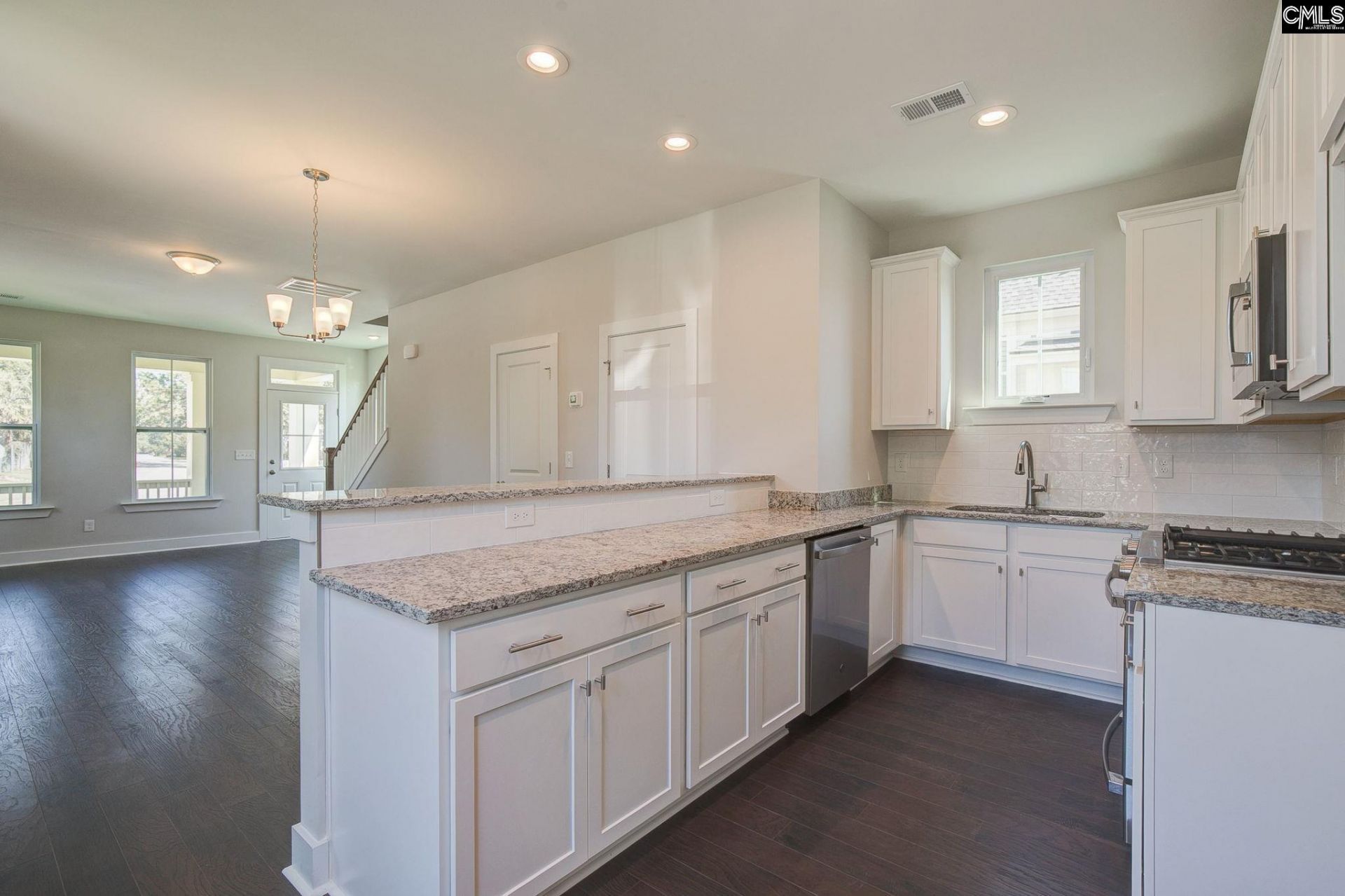 762 Poplar Street Photo 13