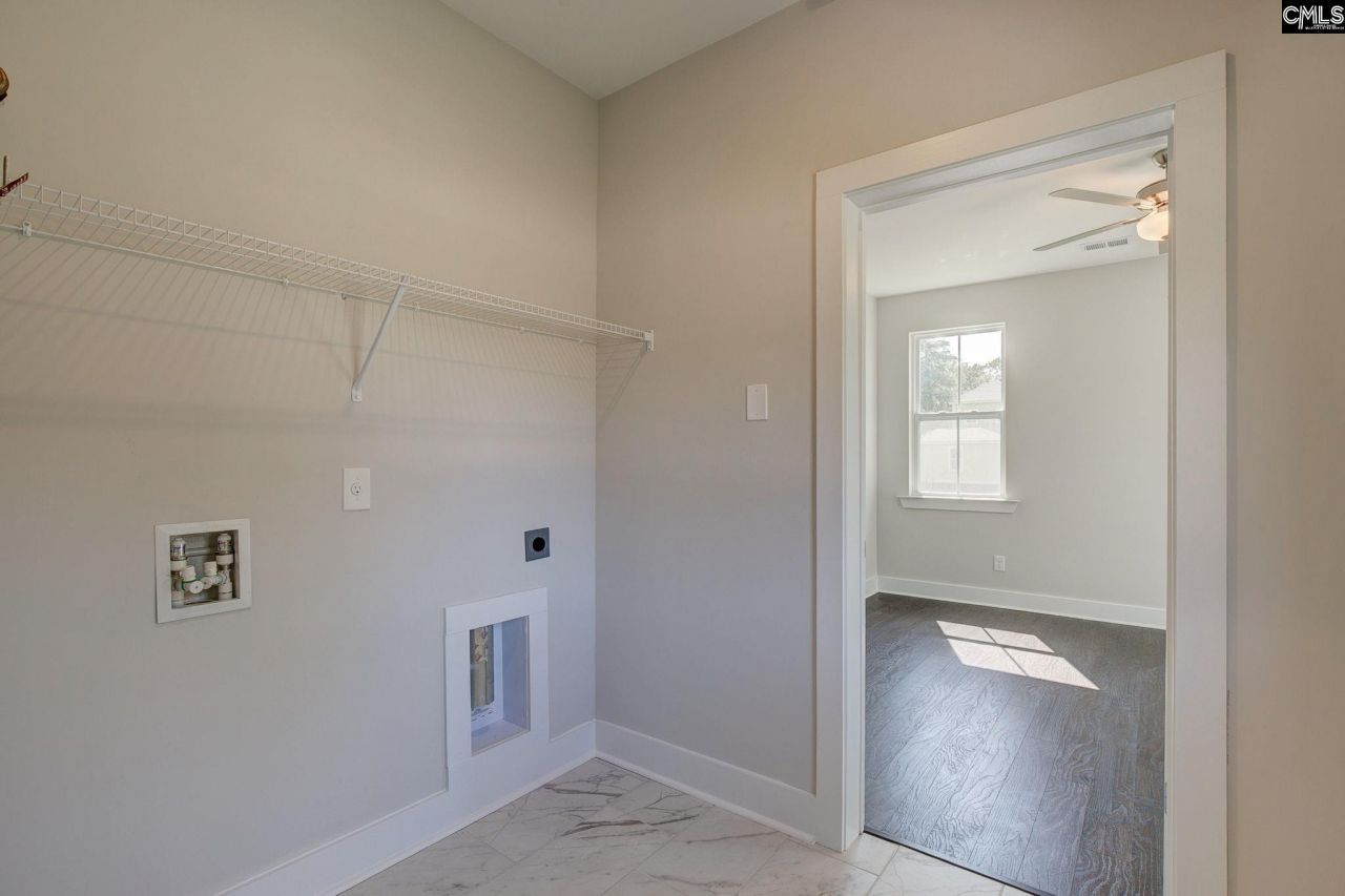 762 Poplar Street Photo 16