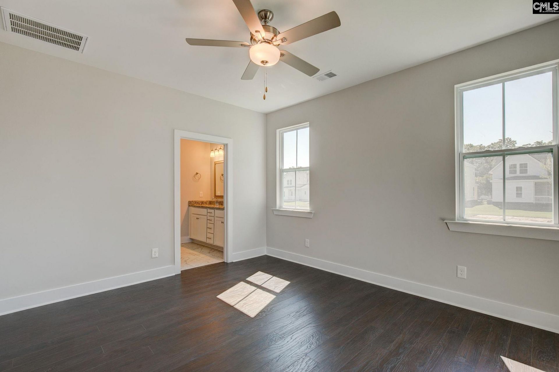 762 Poplar Street Photo 16