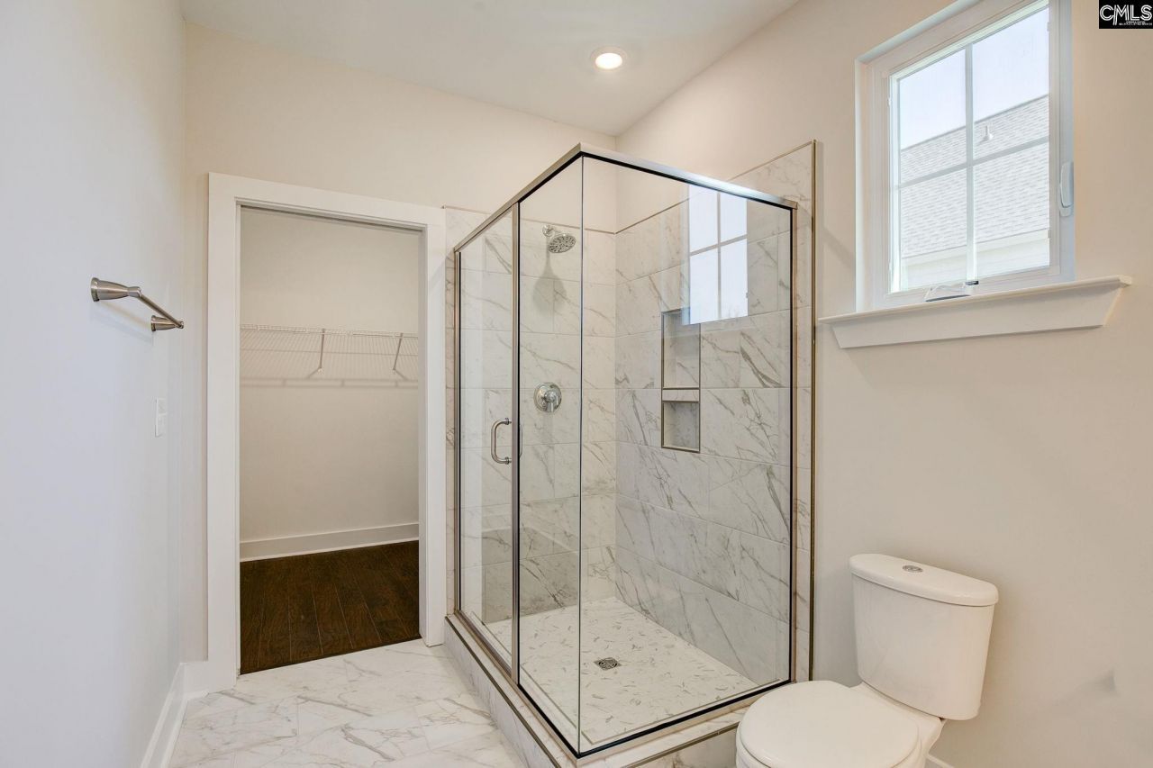 762 Poplar Street Photo 21