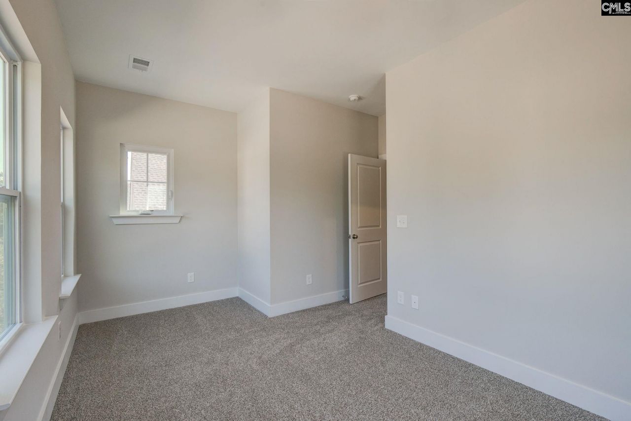 762 Poplar Street Photo 26