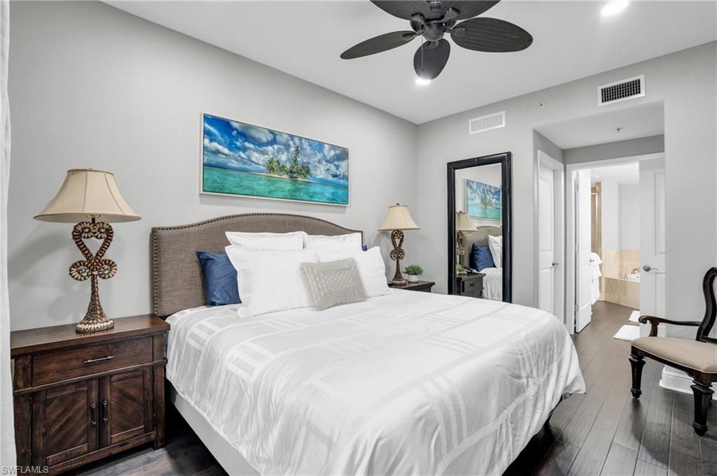 985 Sandpiper St Sw, Unit I103, Naples, FL 34102 Photo