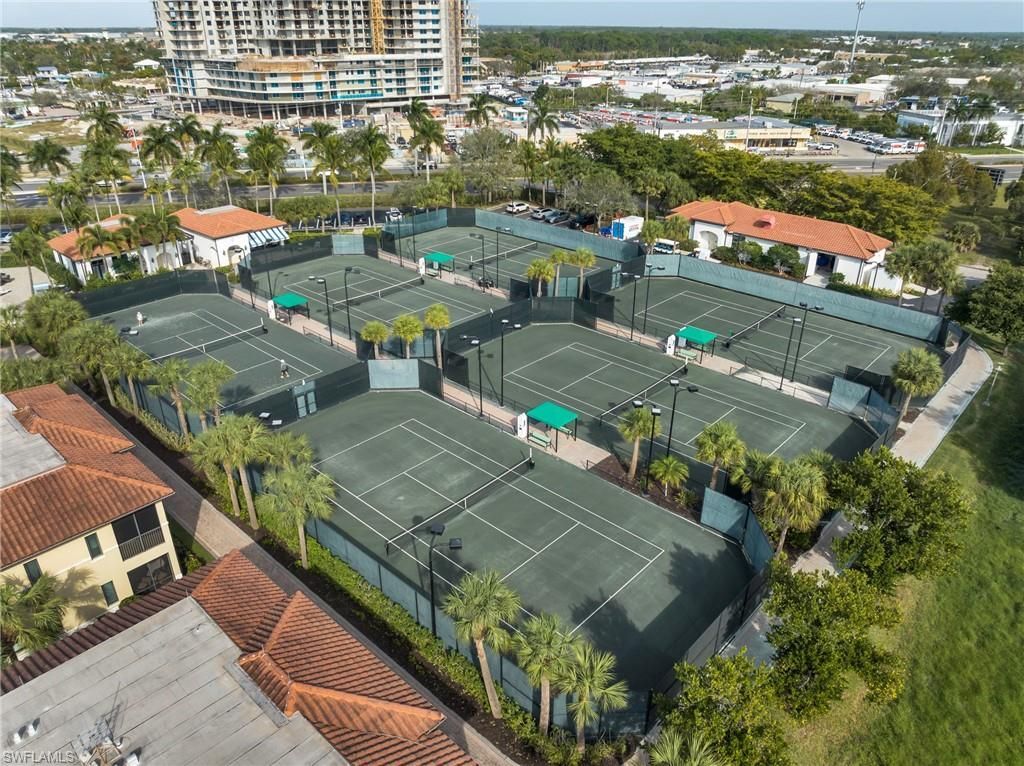 985 Sandpiper St Sw, Unit I103, Naples, FL 34102 Photo