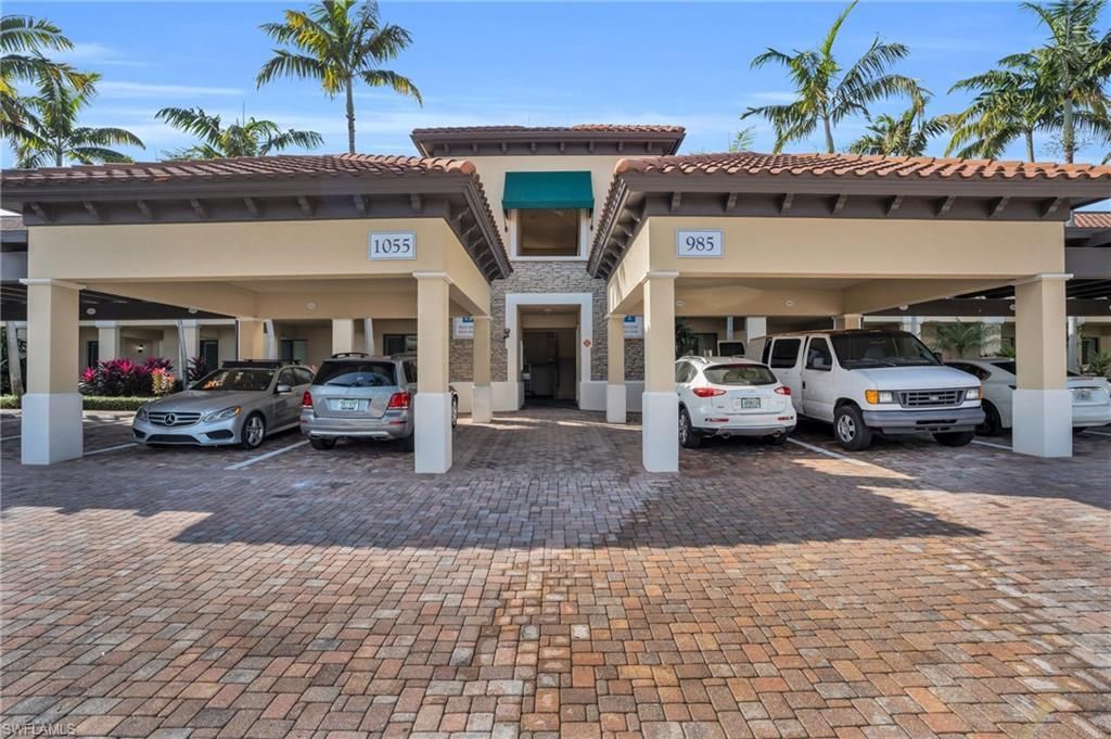 985 Sandpiper St Sw, Unit I103, Naples, FL 34102 Photo