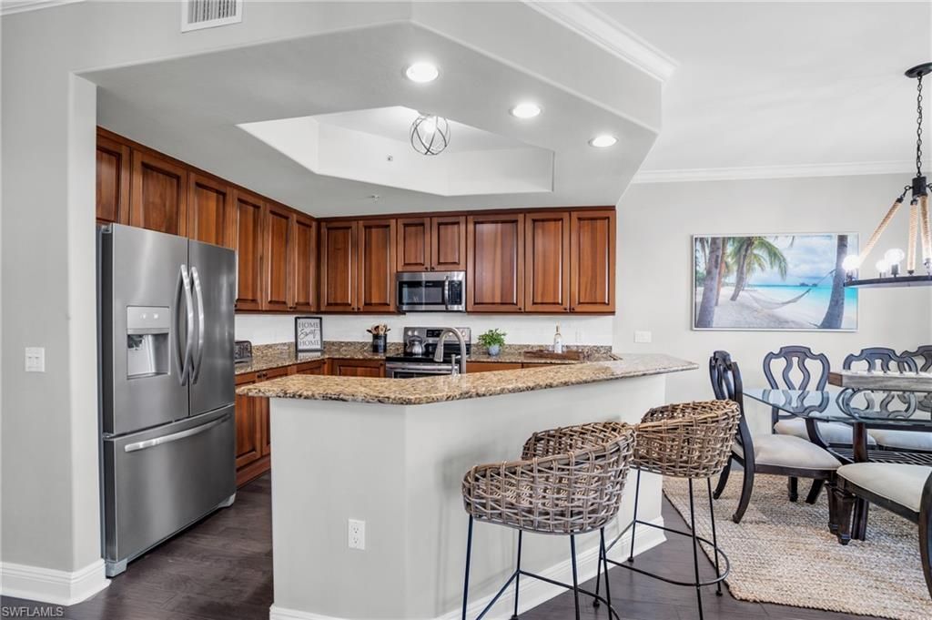 985 Sandpiper St Sw, Unit I103, Naples, FL 34102 Photo