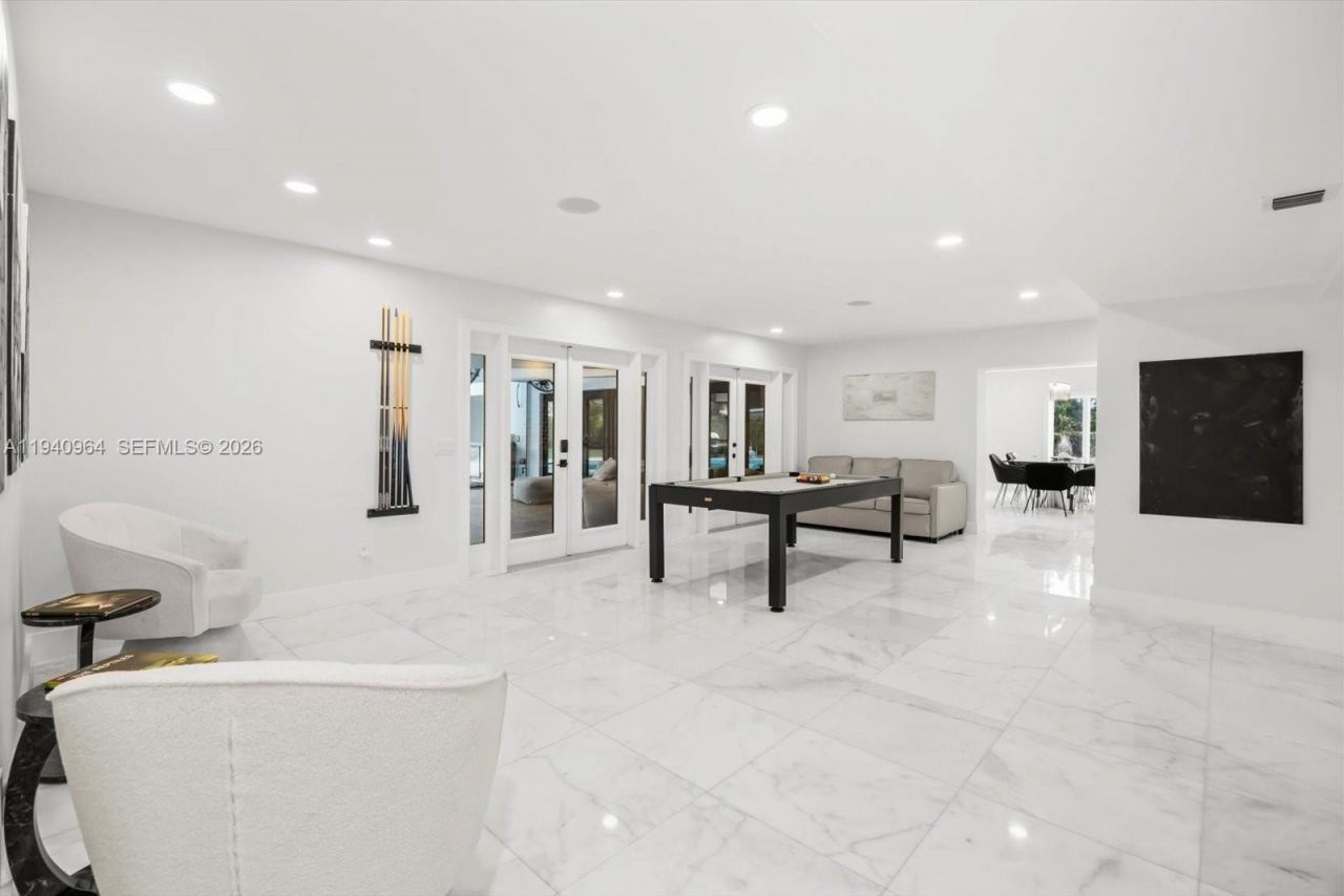 2611 S Indian River Dr, Fort Pierce, FL 34950 Photo