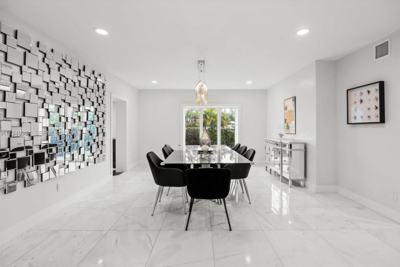 2611 S Indian River Dr, Fort Pierce, FL 34950 Photo