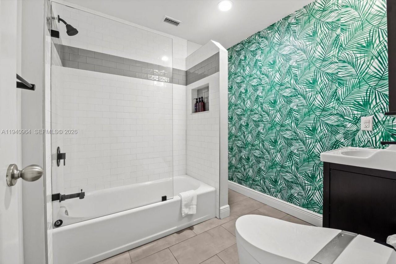 2611 S Indian River Dr, Fort Pierce, FL 34950 Photo