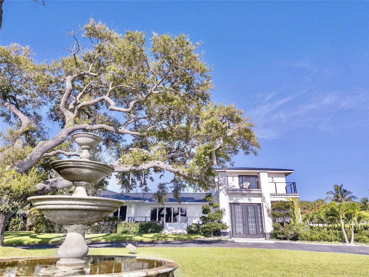 2611 S Indian River Dr, Fort Pierce, FL 34950 Photo