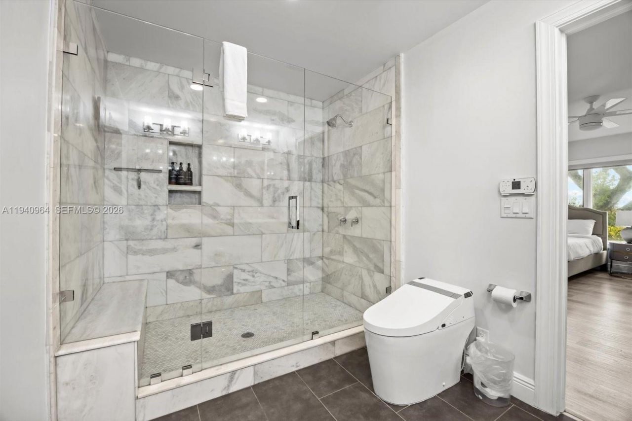 2611 S Indian River Dr, Fort Pierce, FL 34950 Photo