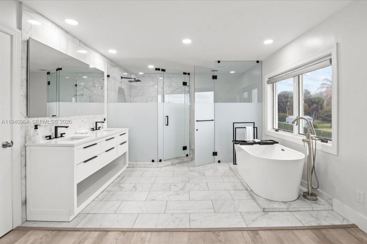 2611 S Indian River Dr, Fort Pierce, FL 34950 Photo