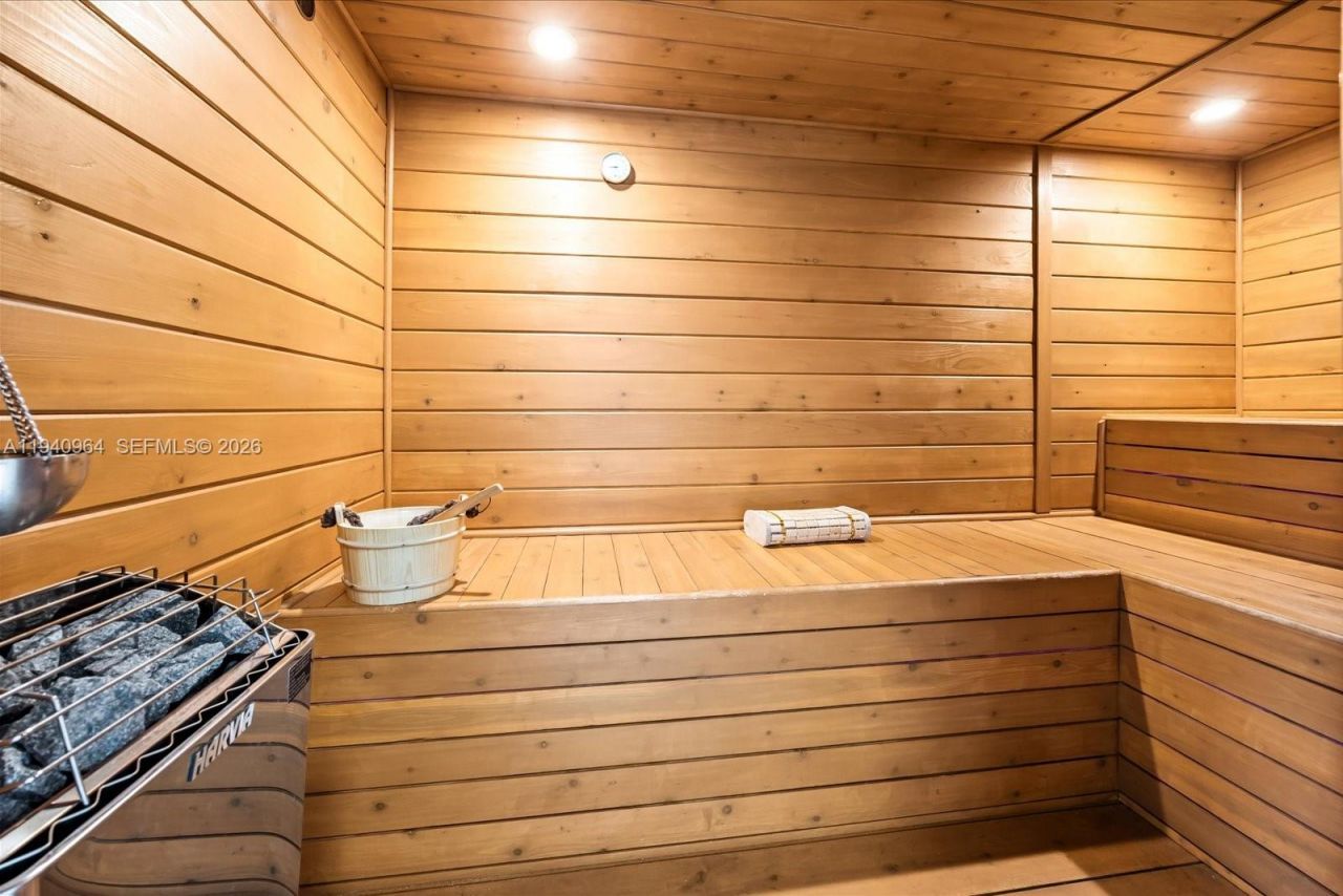 2611 S Indian River Dr, Fort Pierce, FL 34950 Photo