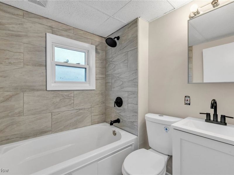 15008 Sylvia Avenue, Cleveland, OH 44110 Photo 22