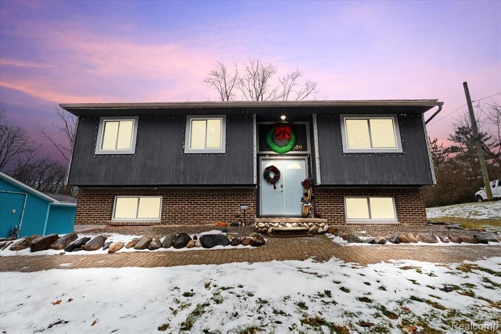 6330 Riverdale Road, Hamburg Township, MI 48189 Main Photo