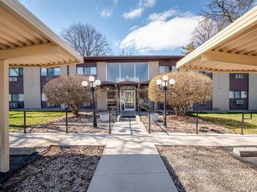 995 N Cass Lake Road, Waterford Twp, MI 48328