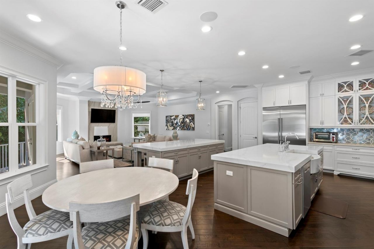 2604 S Bryant Circle, Tampa, FL 33629 Photo