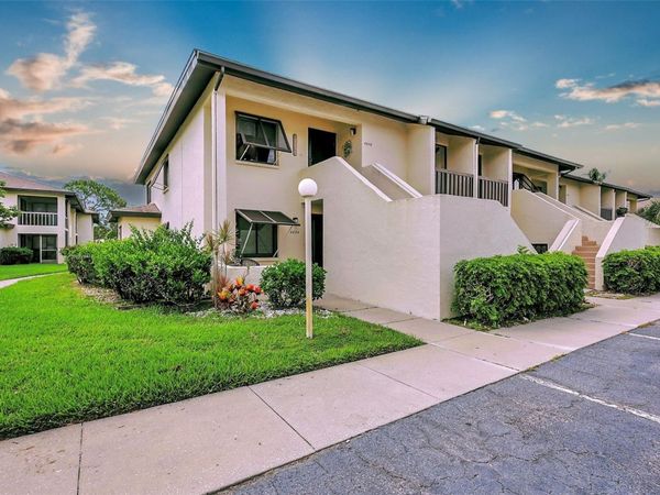 4646 LONGWATER CHASE, Unit 98, SARASOTA, FL 34235