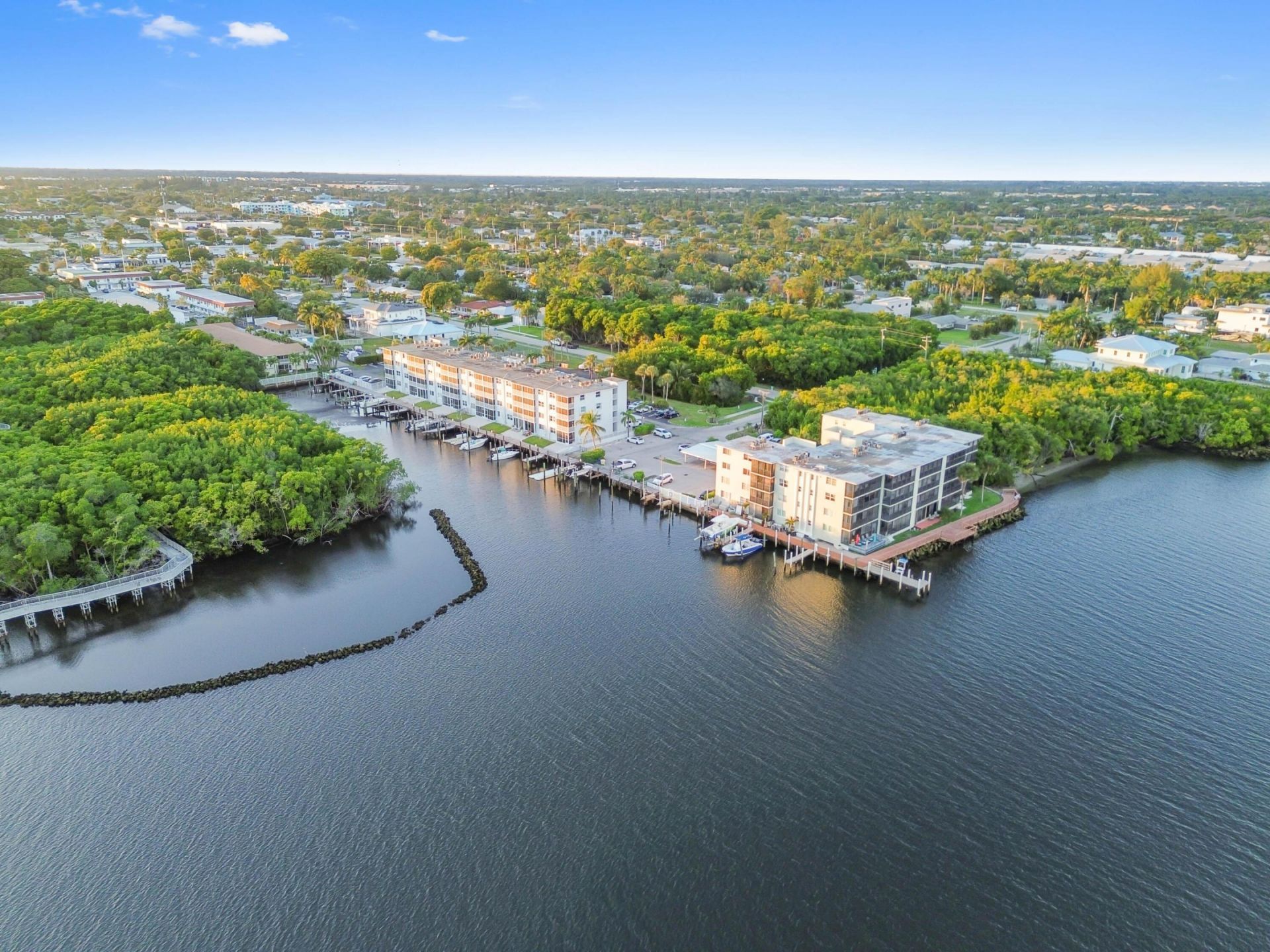 689 NE 6th Court, Unit 2090, Boynton Beach, FL 33435 Photo