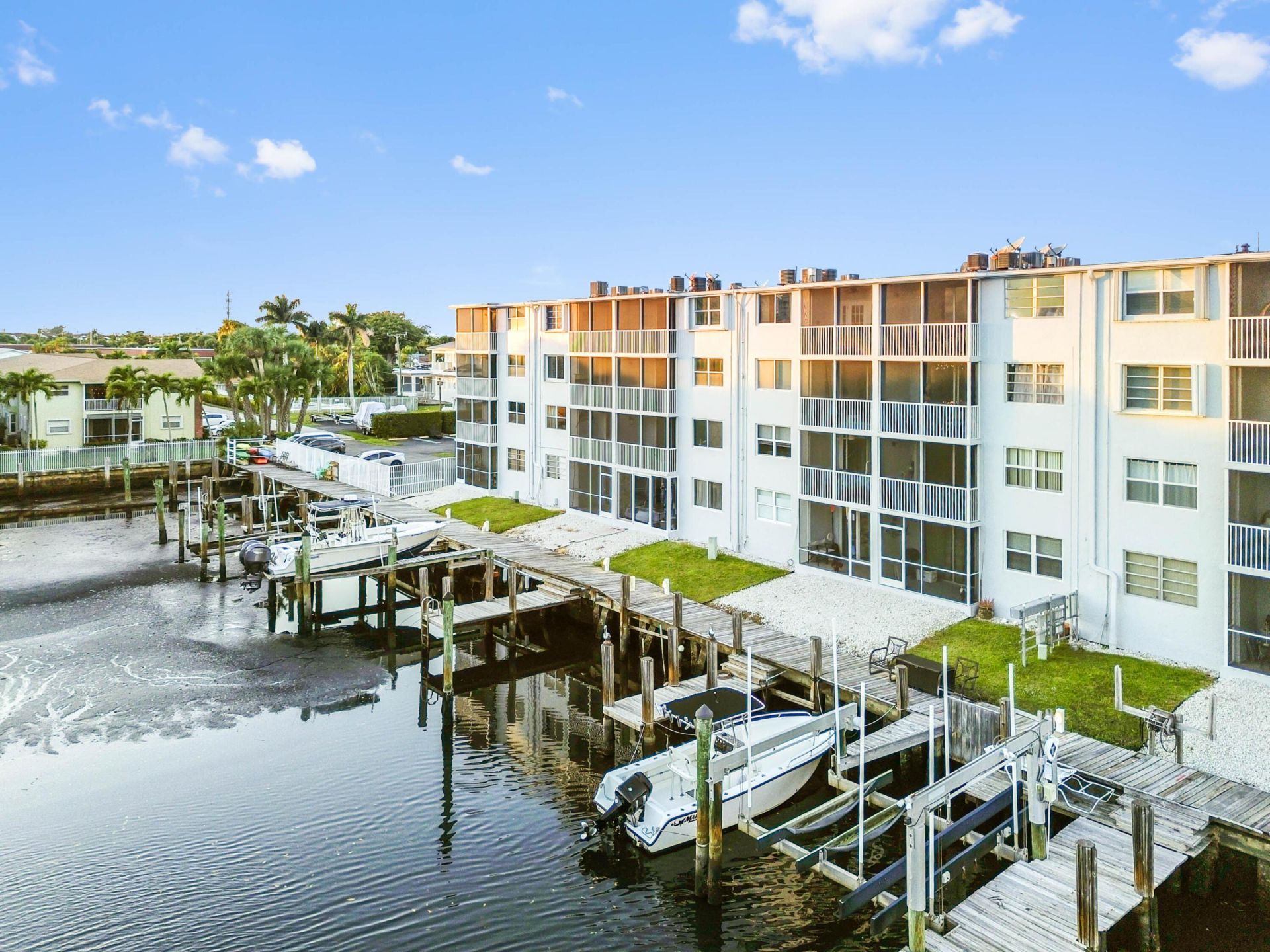 689 NE 6th Court, Unit 2090, Boynton Beach, FL 33435 Photo