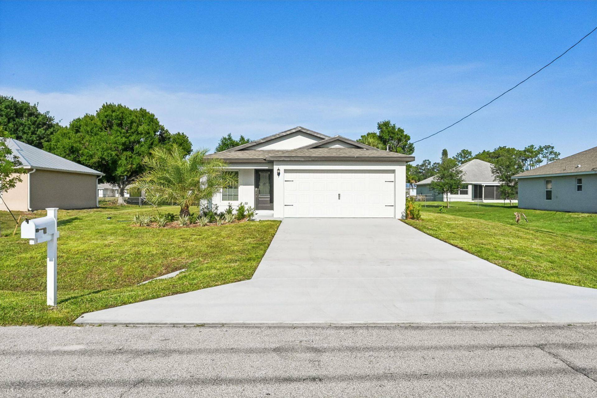 5606 Seagrape Drive, Fort Pierce, FL 34982 Photo