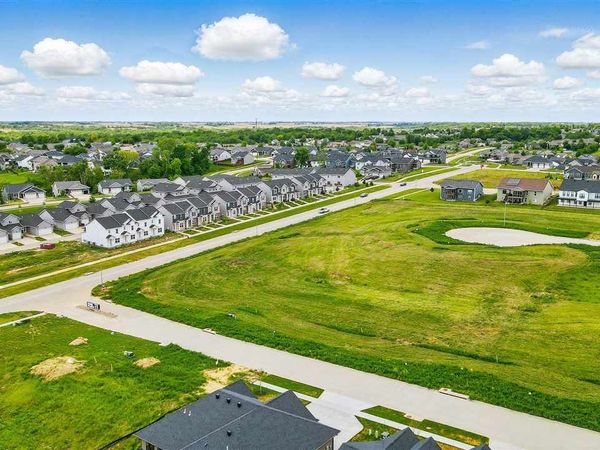 647 Rock Ridge Rd, Tiffin, IA 52340