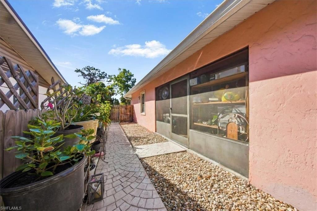 4438 Pine Lake Rd, Bonita Springs, FL 34134 Photo