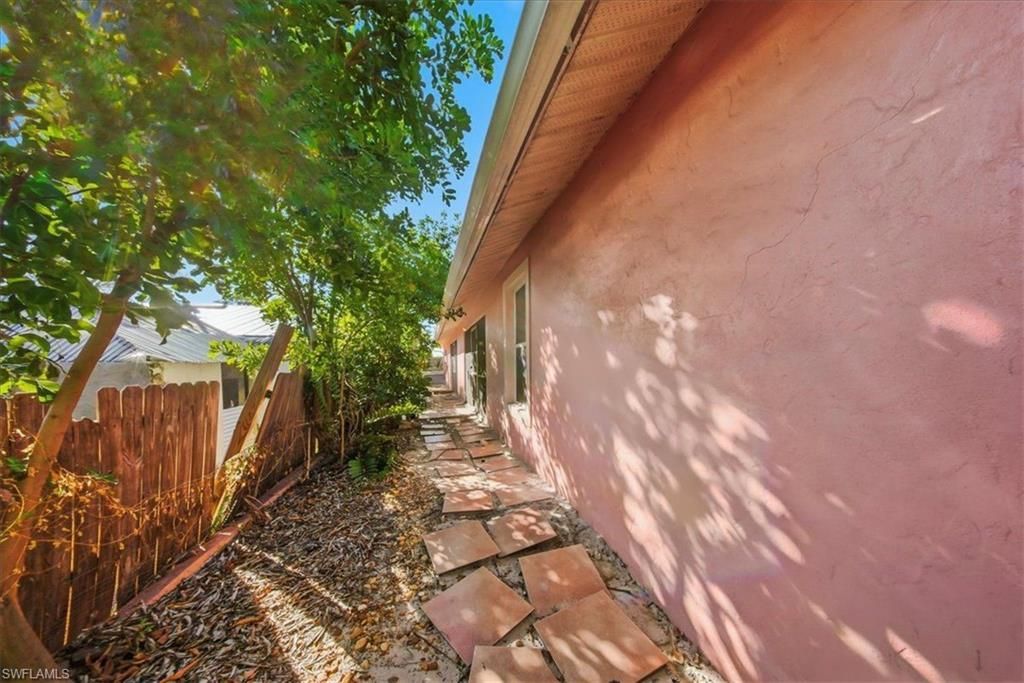 4438 Pine Lake Rd, Bonita Springs, FL 34134 Photo