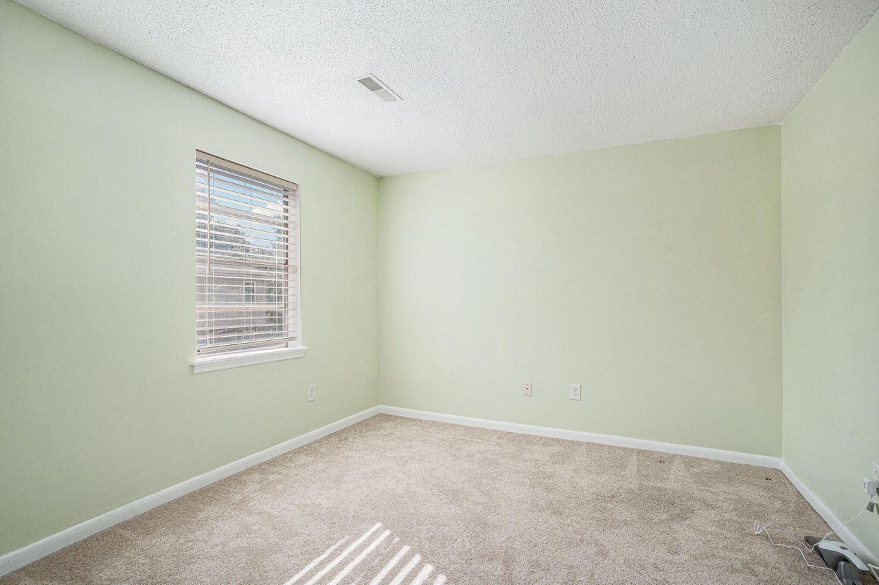 415 Parkdale Drive Photo 20