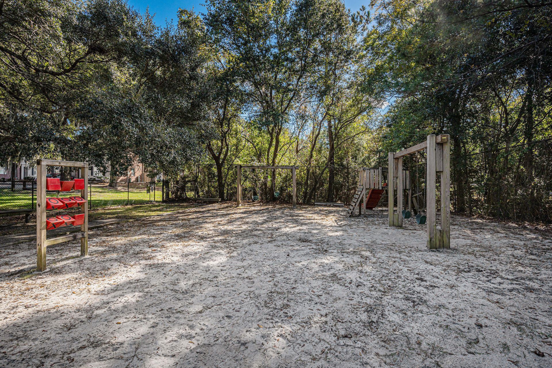 415 Parkdale Drive Photo 31