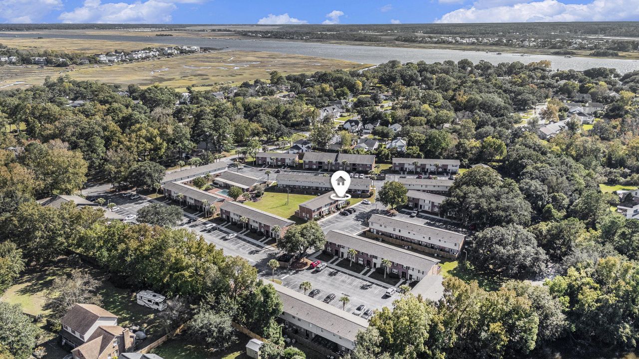 415 Parkdale Drive Photo 32