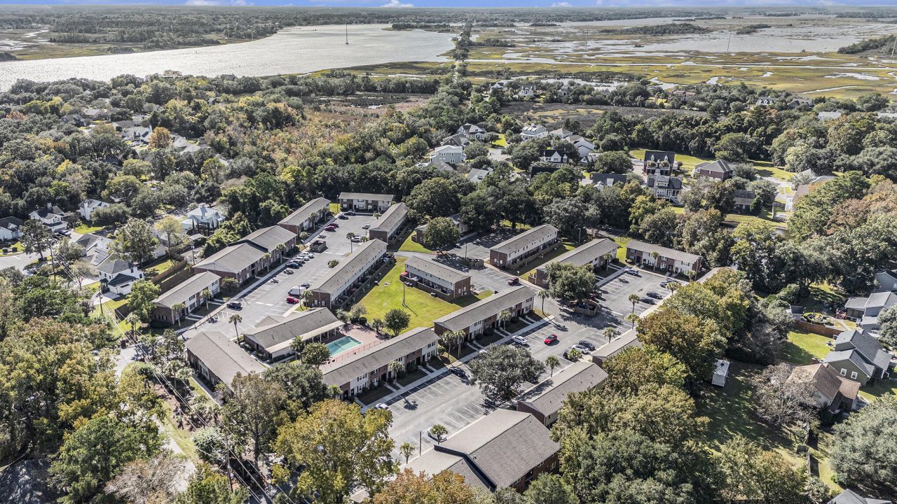 415 Parkdale Drive Photo 36