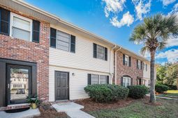 415 Parkdale Drive photo 4