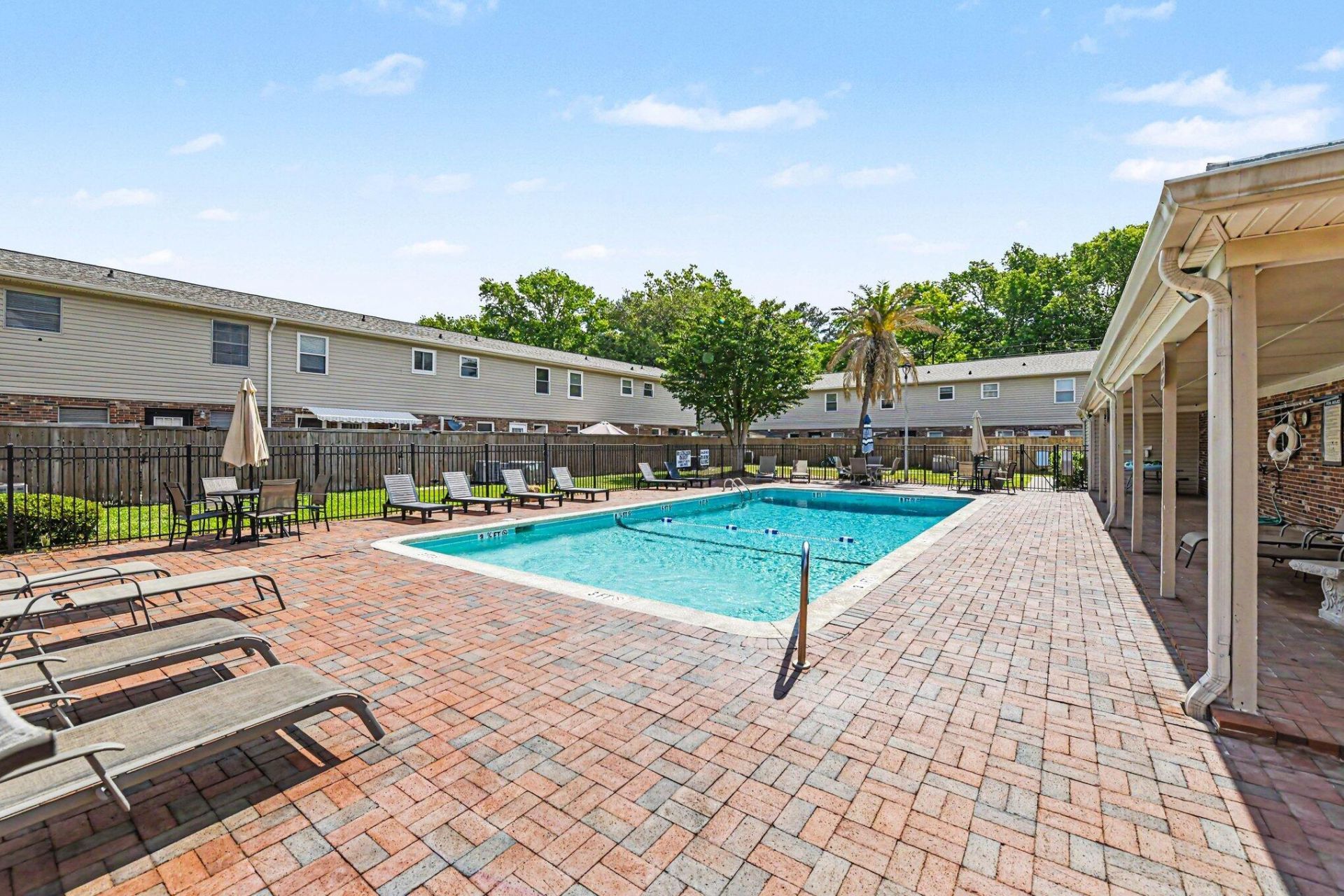 415 Parkdale Drive Photo 41