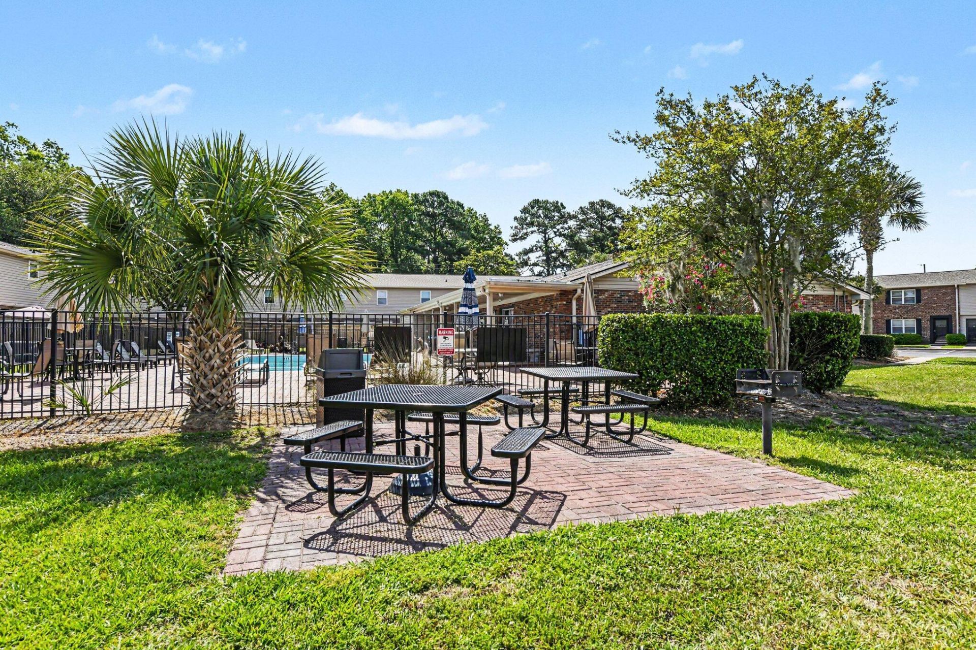 415 Parkdale Drive Photo 44
