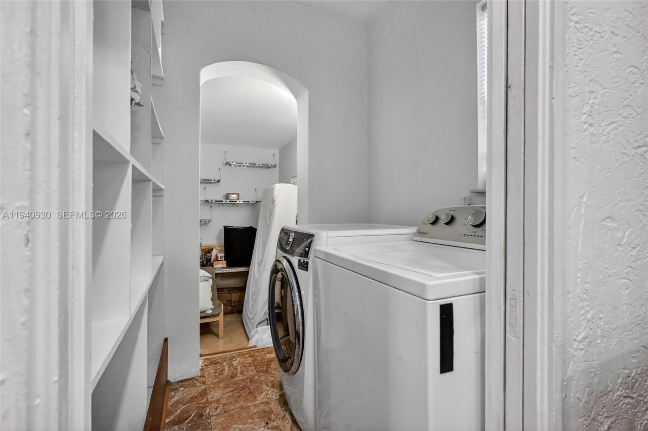 1852 SW 2nd Ave, Miami, FL 33129 Photo