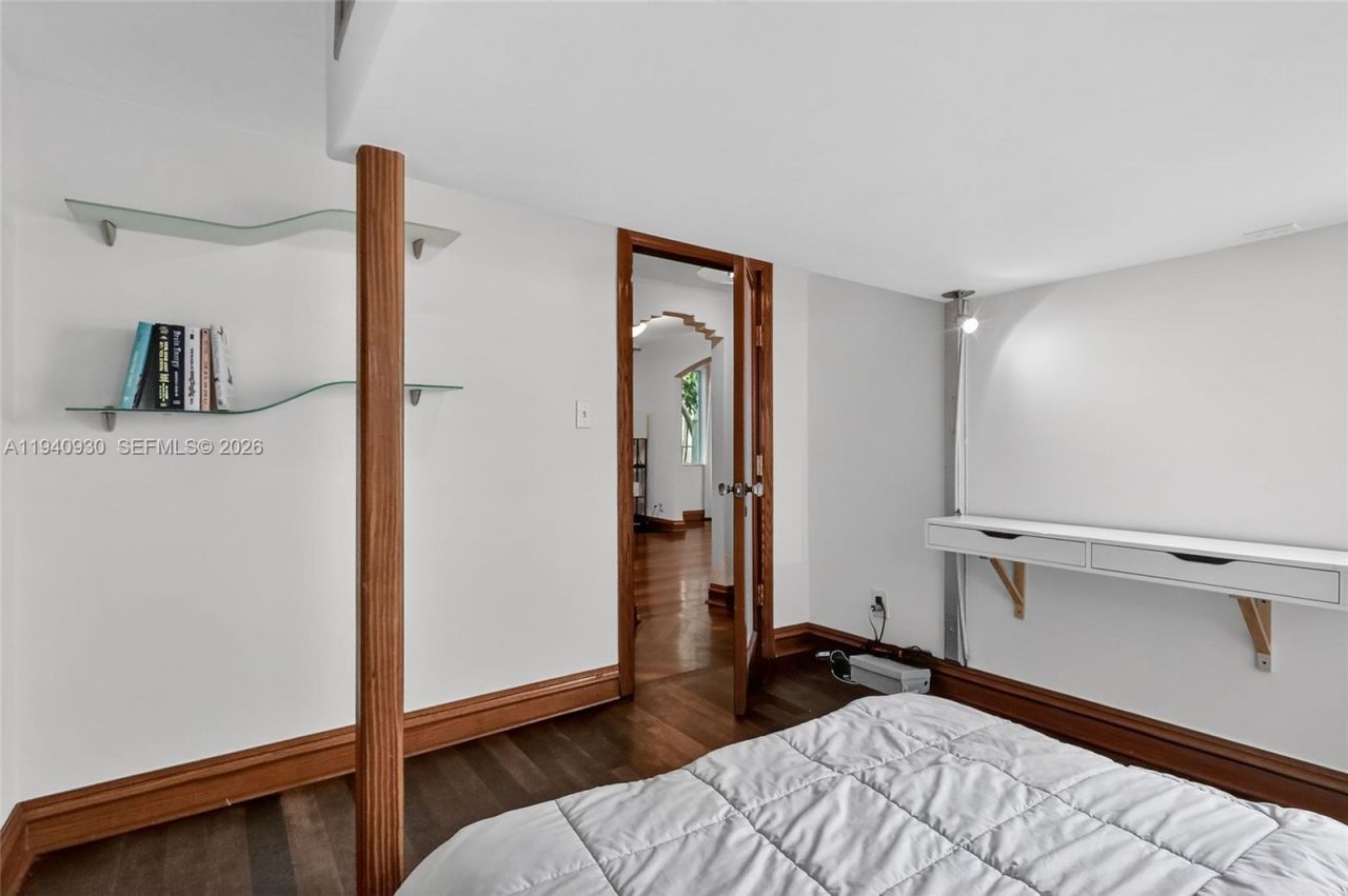 1852 SW 2nd Ave, Miami, FL 33129 Photo