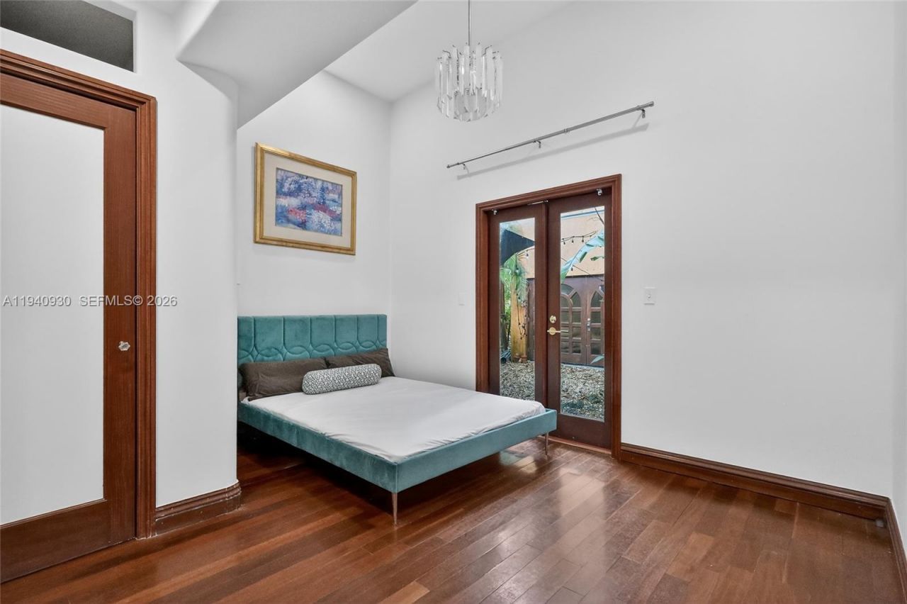 1852 SW 2nd Ave, Miami, FL 33129 Photo