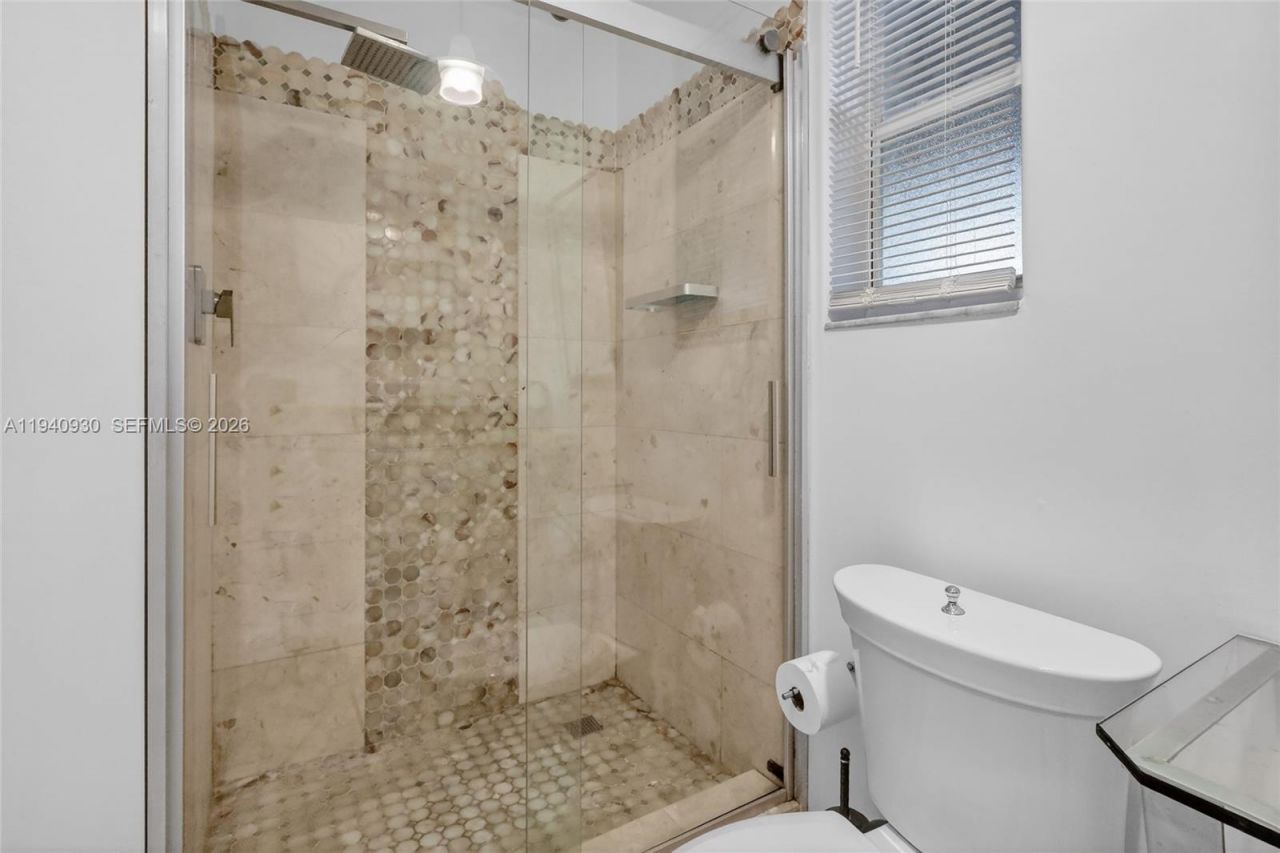 1852 SW 2nd Ave, Miami, FL 33129 Photo