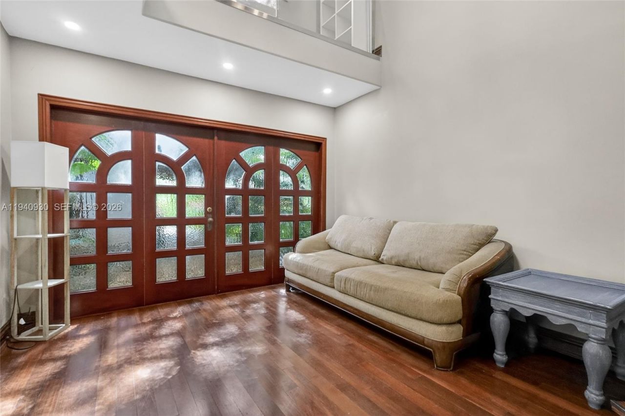 1852 SW 2nd Ave, Miami, FL 33129 Photo