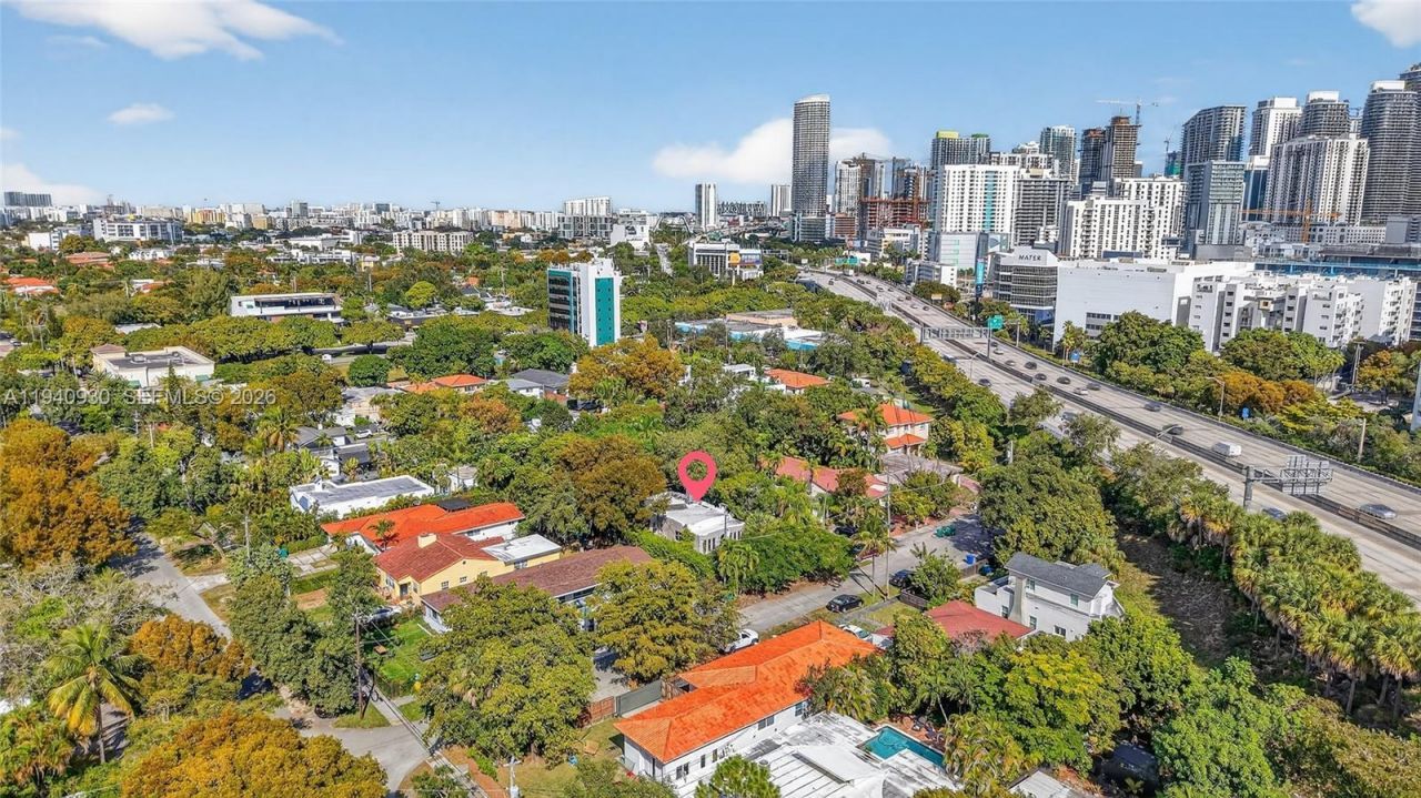 1852 SW 2nd Ave, Miami, FL 33129 Photo